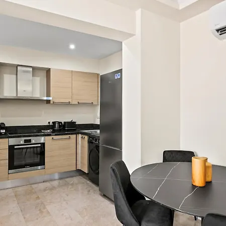 Apartmán Downtown Finikoudes Larnaca